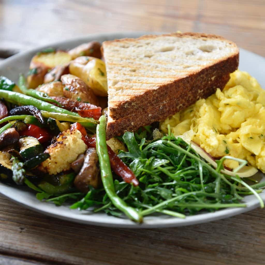 Garden scramble plate
